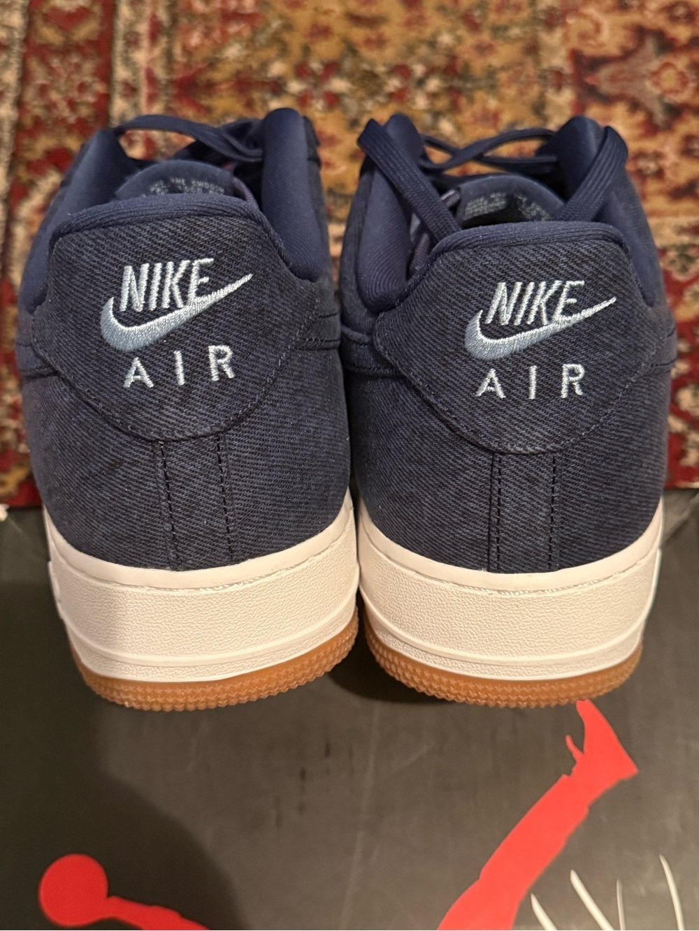 Nike Air Force 1 Low ‘07 LV8 Denim Navy Worn Blue - Light Blue Gum - Picture 4 of 6